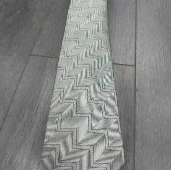 Consenso Uomo Milano hand  sewn Italian tie - Picture 4 of 5